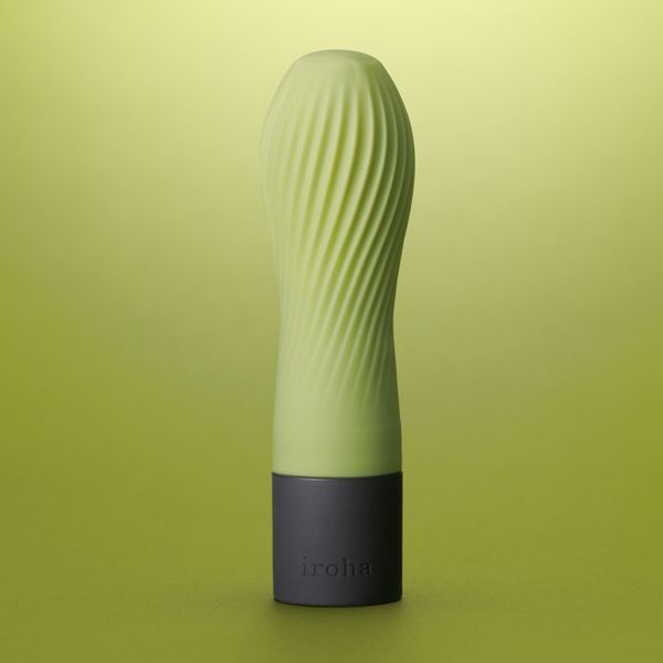 Vibrator IROHA ZEN Matcha with delicate ribbed surface