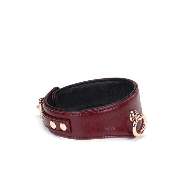 Liebe Seele Wine Red Curved Collar with Leash